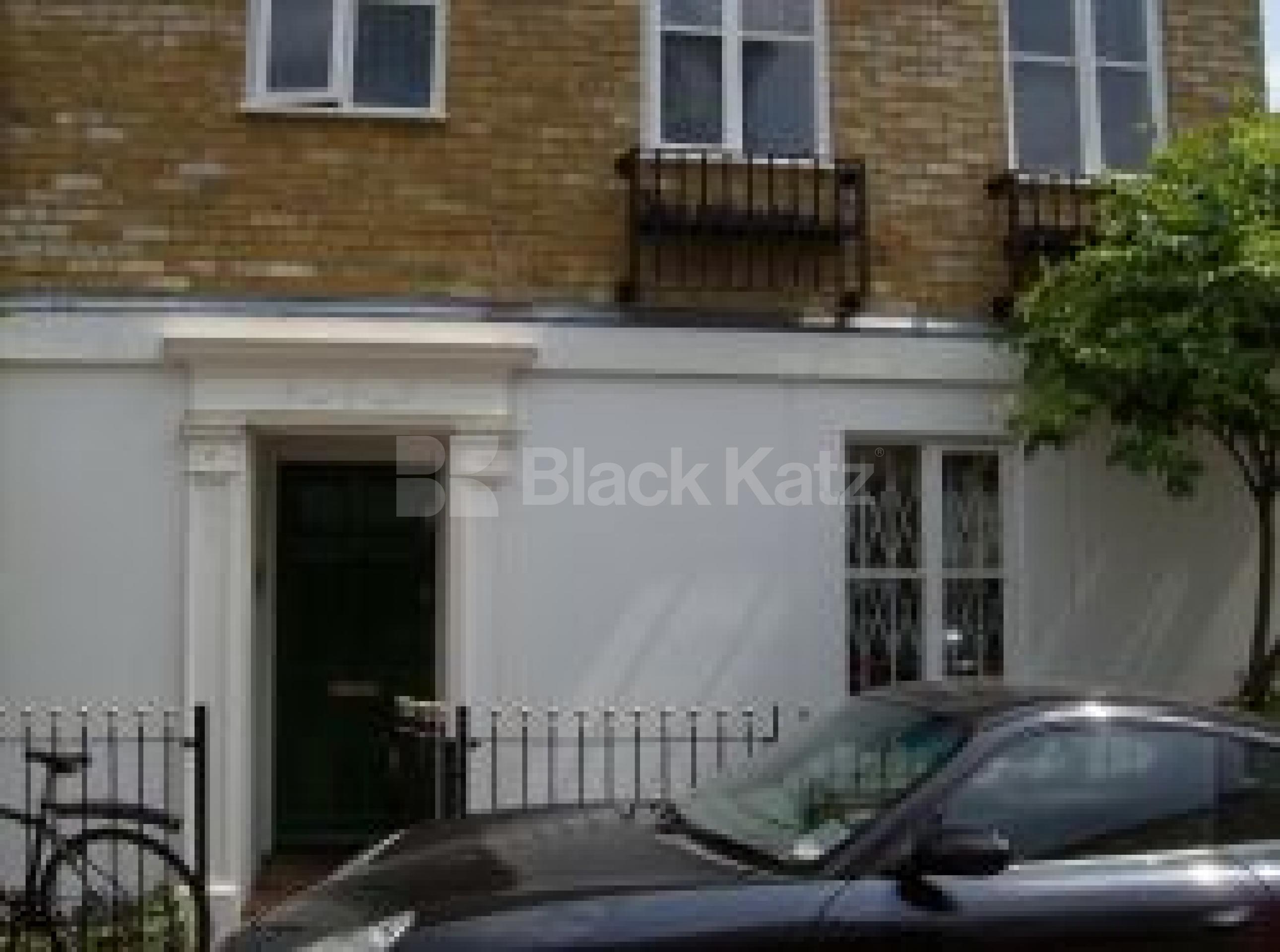 			NEW INSTRUCTION, 4 Bedroom, 1 bath, 1 reception Mews House			 Vestry Mews, Camberwell SE5